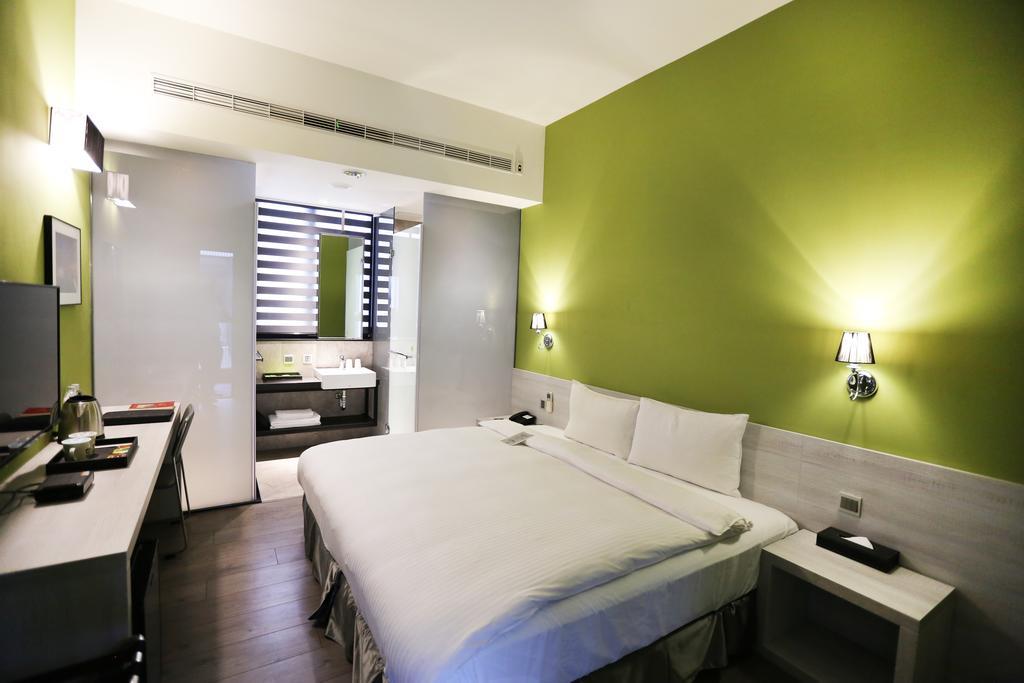 Miller Inn Taichung Bagian luar foto