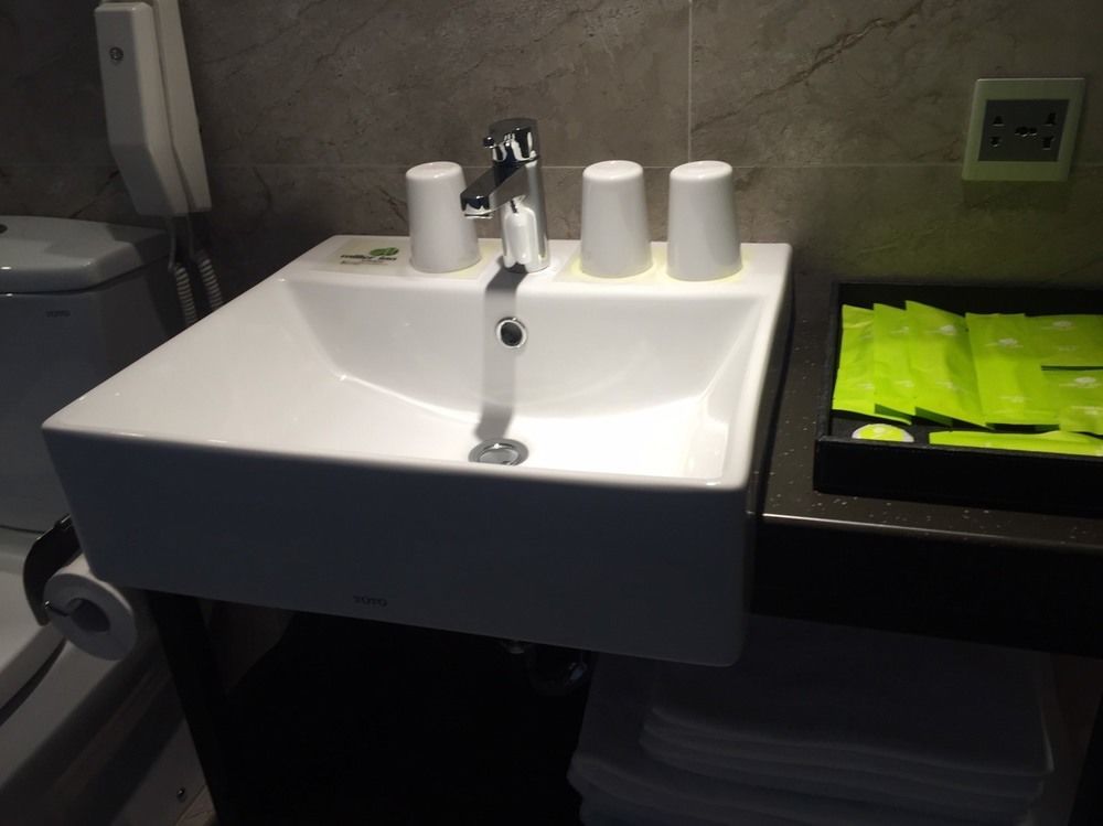Miller Inn Taichung Bagian luar foto