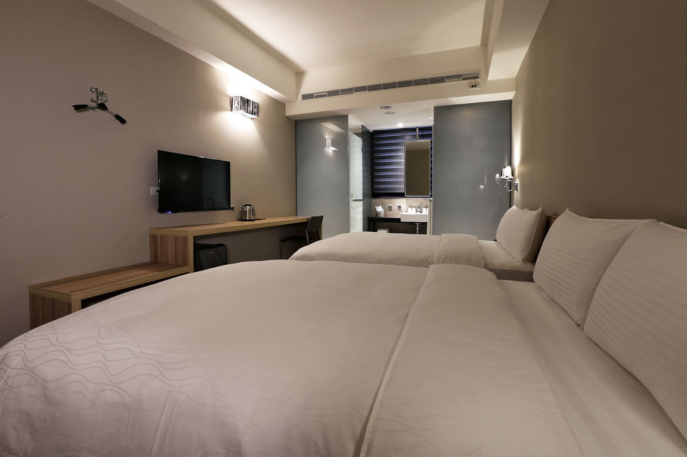 Miller Inn Taichung Bagian luar foto