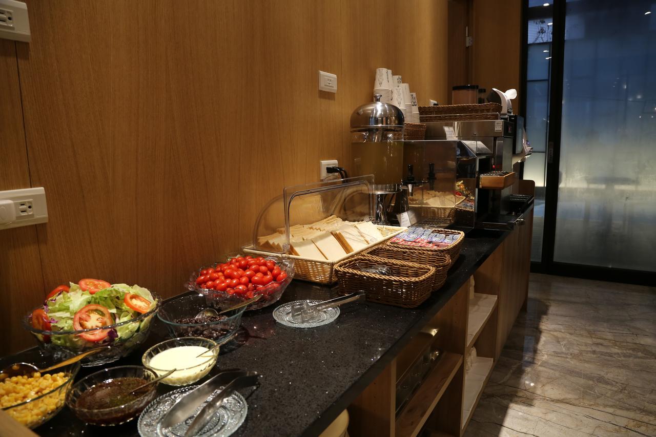 Miller Inn Taichung Ruang foto
