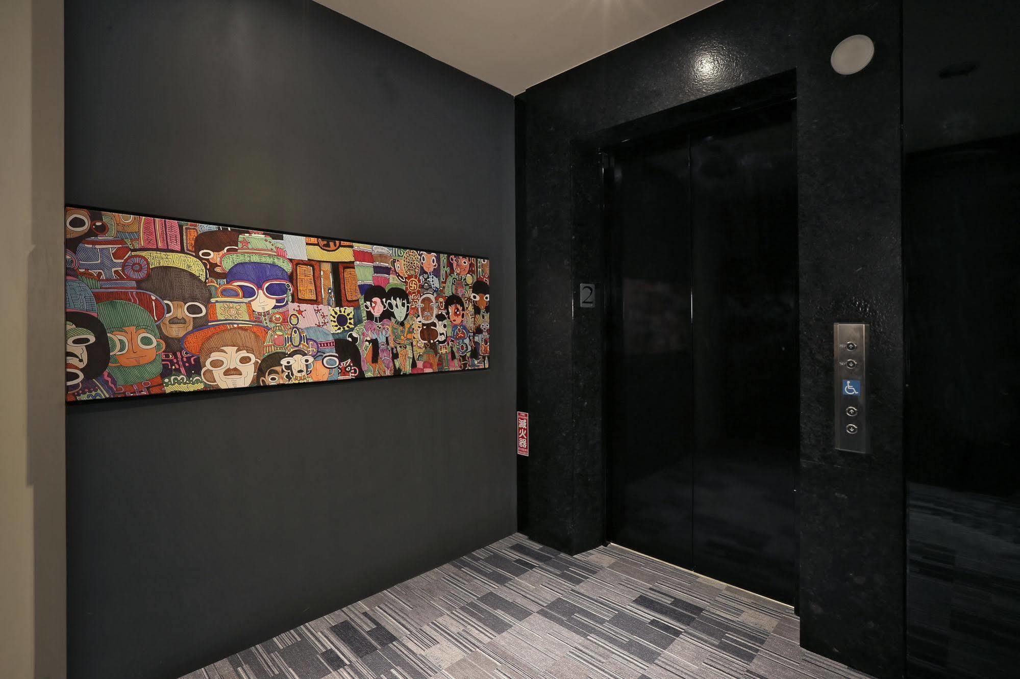 Miller Inn Taichung Bagian luar foto